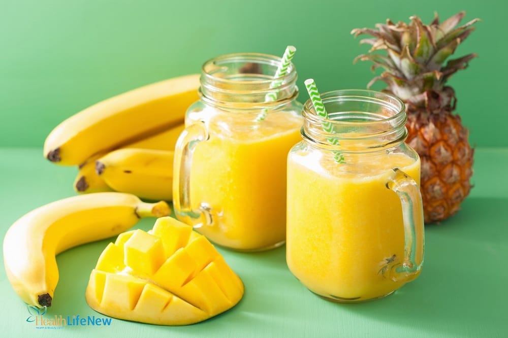 Comparing Mango And Banana Which One Wins