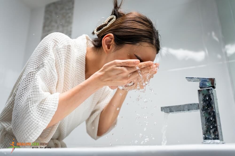 Common Mistakes To Avoid In Your Face Wash Steps